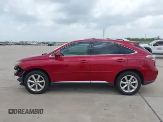 2010 Lexus RX 350 z VIN JTJZK1BAXA2408960, wystawiony jako IAAI lot #42624601 z przebiegiem 167 468 mil mil oraz . Historia ofert i sprzedaży dostępna na DreamBid. Obrazek 14.