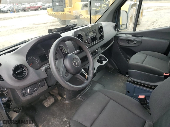 2021 Mercedes-Benz Sprinter Cargo Van with VIN W1Y40CHY0MT071017, listed as a Copart auction lot 39028293 with 0 mi miles. Bid and sale history available at carsss.com. Image 8.