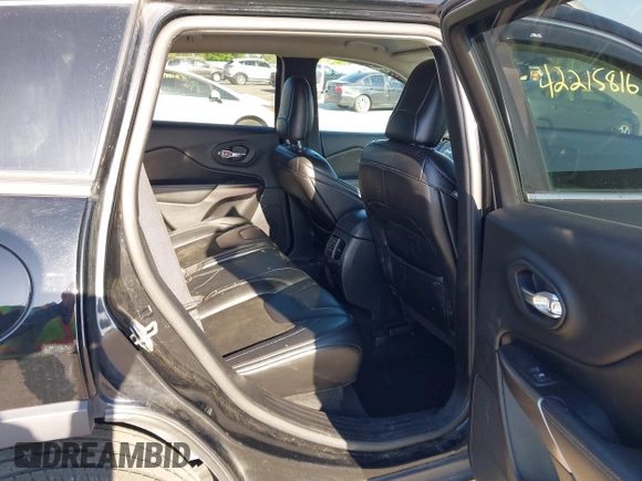 2019 Jeep Cherokee Latitude Plus с VIN 1C4PJMLB2KD314292, выставлен на аукционе IAAI как лот 42215816 с пробегом 131 126 миль миль и . История ставок и продаж доступна на DreamBid. Изображение 8.