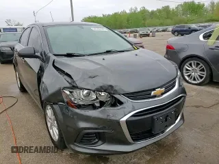 2017 Chevrolet Sonic LT z VIN 1G1JD5SH5H4145735, wystawiony jako Copart lot #54743105 z przebiegiem 108 652 mil mil oraz Szkoda całkowita • Salvage title. Historia ofert i sprzedaży dostępna na DreamBid. Obrazek 13.