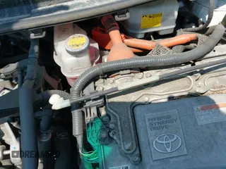 2012 Toyota Prius One z VIN JTDKDTB3XC1527533, wystawiony jako IAAI lot #42879082 z przebiegiem 234 262 mil mil oraz . Historia ofert i sprzedaży dostępna na DreamBid. Obrazek 12.