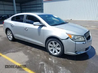 2013 Buick LaCrosse Leather с VIN 1G4GC5E30DF174445, выставлен на аукционе IAAI как лот 42294222 с пробегом 2 255 819 миль миль и . История ставок и продаж доступна на DreamBid. Изображение 1.