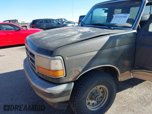 1996 Ford F-150 with VIN 1FTEX14N0TKA41914, listed as a IAAI auction lot 41724340 with 158,652 mi miles. Bid and sale history available at carsss.com. Image 6.