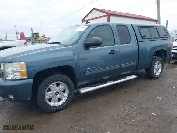 2010 Chevrolet Silverado 1500 LT with VIN 1GCSKSE37AZ193956, listed as a IAAI auction lot 41737357 with 127,762 mi miles. Bid and sale history available at carsss.com. Image 14.