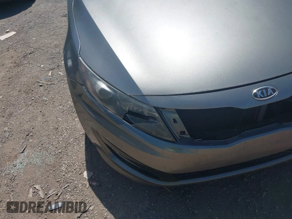 2012 Kia Optima SX z VIN 5XXGR4A64CG031334, wystawiony jako IAAI lot #42045187 z przebiegiem 251 069 mil mil oraz . Historia ofert i sprzedaży dostępna na DreamBid. Obrazek 12.