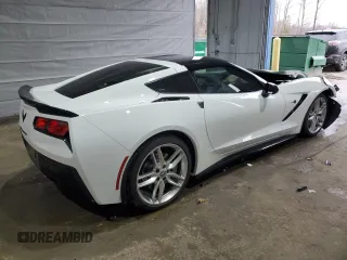2015 Chevrolet Corvette 2LT z VIN 1G1YD2D76F5111568, wystawiony jako Copart lot #51807145 z przebiegiem 31 339 mil mil oraz Szkoda całkowita • Salvage title. Historia ofert i sprzedaży dostępna na DreamBid. Obrazek 3.