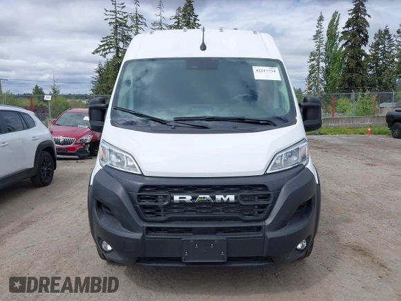 2025 Ram ProMaster Cargo Tradesman with VIN 3C6LRVDG5SE519375, listed as a IAAI auction lot 42217734 with 3,940 mi miles and . Bid and sale history available at DreamBid. Image 12.