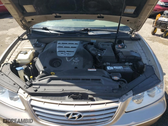 2008 Hyundai Azera Limited with VIN KMHFC46F58A288605, listed as a Copart auction lot 50295685 with 163,023 mi miles and Non Repairable. Bid and sale history available at carsss.com. Image 11.