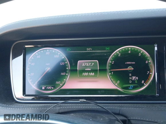 2014 Mercedes-Benz S 550 z VIN WDDUG8FB9EA048639, wystawiony jako IAAI lot #41399607 z przebiegiem 100 186 mil mil oraz . Historia ofert i sprzedaży dostępna na DreamBid. Obrazek 7.