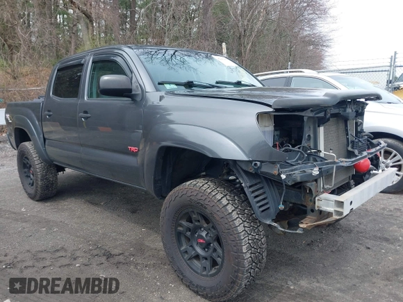 2011 Toyota Tacoma with VIN 3TMLU4EN1BM067901, listed as a IAAI auction lot 42043408 with 186,499 mi miles and . Bid and sale history available at carsss.com. Image 1.