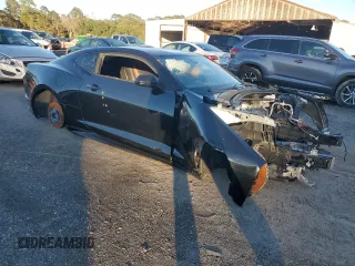2021 Chevrolet Camaro ZL1 with VIN 1G1FK1R62M0107163, listed as a Copart auction lot 83795824 with 0 mi miles and Salvage Title. Bid and sale history available at carsss.com. Image 4.