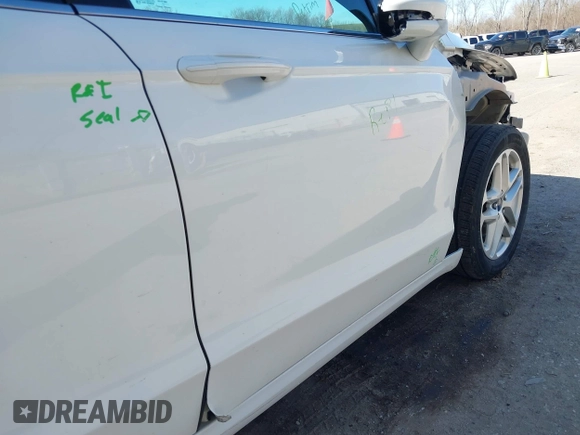 2015 Ford Fusion SE with VIN 3FA6P0H72FR138662, listed as a IAAI auction lot 41964087 with 190,982 mi miles and . Bid and sale history available at DreamBid. Image 14.