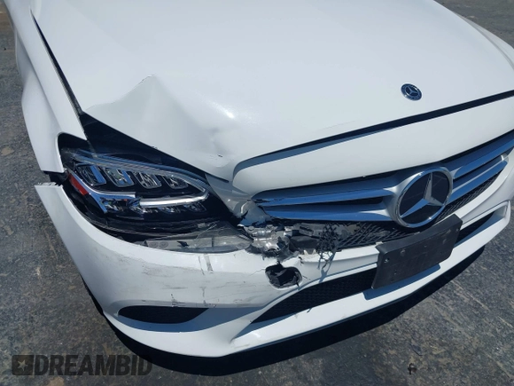 2019 Mercedes-Benz C 300 с VIN 55SWF8DB4KU294346, выставлен на аукционе IAAI как лот 42215950 с пробегом 81 881 миль миль и . История ставок и продаж доступна на DreamBid. Изображение 6.