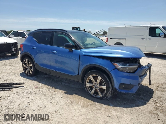 2021 Volvo XC40 z VIN YV4ED3UR2M2558167, wystawiony jako Copart lot #55854265 z przebiegiem 39 601 mil mil oraz Czysty tytuł • Clean title. Historia ofert i sprzedaży dostępna na DreamBid. Obrazek 4.