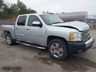 2012 Chevrolet Silverado 1500 LT with VIN 3GCPCSE00CG193437, listed as a IAAI auction lot 41187848 with 227,141 mi miles. Bid and sale history available at carsss.com. Image 1.