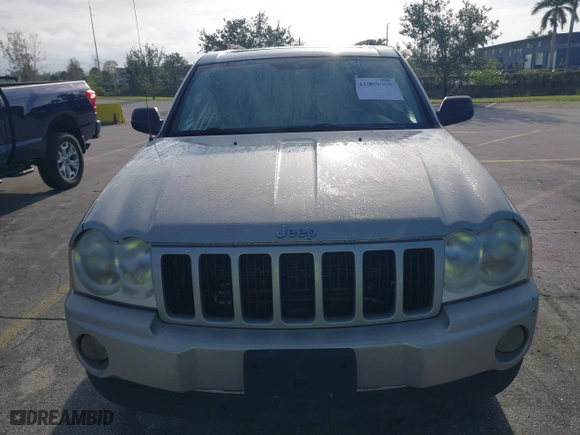 2007 Jeep Grand Cherokee Laredo with VIN 1J8GS48K77C545071, listed as a IAAI auction lot 41999998 with 144,966 mi miles. Bid and sale history available at carsss.com. Image 6.