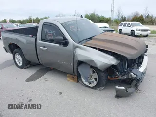 2008 Chevrolet Silverado 1500 1LT with VIN 1GCEK14008Z135163, listed as a IAAI auction lot 41426447 with Not Provided miles and . Bid and sale history available at DreamBid. Image 1.