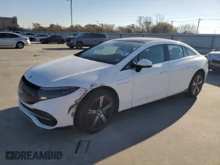 2022 Mercedes-Benz EQS with VIN W1KCG2DB9NA005320, listed as a Copart auction lot 81220164 with 0 mi miles and Salvage Title. Bid and sale history available at carsss.com. Image 1.