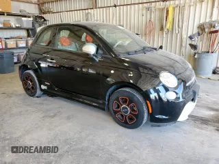 2014 FIAT 500e z VIN 3C3CFFGEXET175807, wystawiony jako Copart lot #62706475 z przebiegiem 41 925 mil mil oraz Czysty tytuł • Clean title. Historia ofert i sprzedaży dostępna na DreamBid. Obrazek 4.