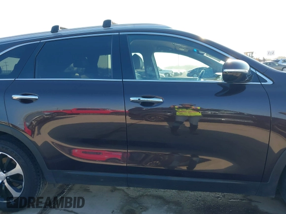 2018 Kia Sorento EX with VIN 5XYPH4A5XJG353687, listed as a IAAI auction lot 41523534 with 75,211 mi miles and . Bid and sale history available at DreamBid. Image 13.