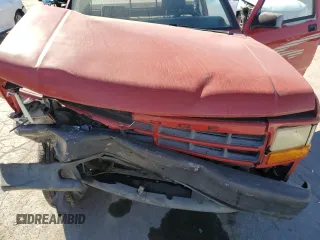 1993 Dodge Dakota S z VIN 1B7FL26X2PS175592, wystawiony jako Copart lot #76744054 z przebiegiem 94 863 mil mil oraz Szkoda całkowita • Salvage title. Historia ofert i sprzedaży dostępna na DreamBid. Obrazek 13.