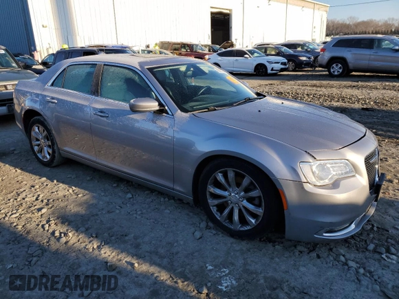 2016 Chrysler 300 Limited with VIN 2C3CCARG4GH344211, listed as a Copart auction lot 82223934 with 88,347 mi miles and Salvage Title. Bid and sale history available at DreamBid. Image 4.