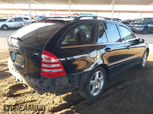 2002 Mercedes-Benz C 230/260/280/320 with VIN WDBRH64J92F163962, listed as a IAAI auction lot 42450686 with Not provided miles and . Bid and sale history available at DreamBid. Image 4.