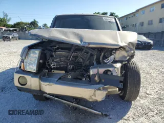 2006 Jeep Commander Limited с VIN 1J8HH58N76C179551, выставлен на аукционе Copart как лот 80515974 с пробегом 214 846 миль миль и Списание • Salvage title. История ставок и продаж доступна на DreamBid. Изображение 5.