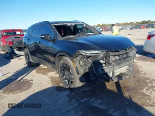 2022 Chevrolet Blazer LT z VIN 3GNKBDRS0NS150096, wystawiony jako IAAI lot #40919135 z przebiegiem 88 964 mil mil oraz . Historia ofert i sprzedaży dostępna na DreamBid. Obrazek 1.
