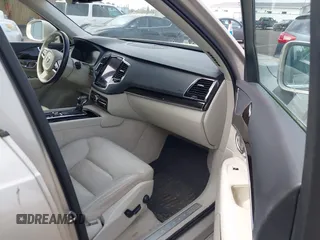 2016 Volvo XC90 T6 Momentum with VIN YV4A22PK7G1038750, listed as a IAAI auction lot 42128057 with 124,112 mi miles. Bid and sale history available at carsss.com. Image 5.