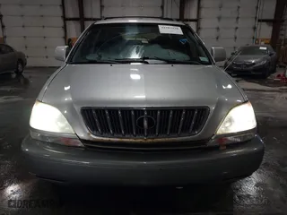 2003 Lexus RX 300 with VIN JTJHF10U730305541, listed as a IAAI auction lot 41587938 with 187,429 mi miles. Bid and sale history available at carsss.com. Image 12.