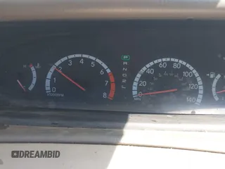 2001 Toyota Avalon XL z VIN 4T1BF28B51U168456, wystawiony jako IAAI lot #42093996 z przebiegiem 276 229 mil mil oraz . Historia ofert i sprzedaży dostępna na DreamBid. Obrazek 7.