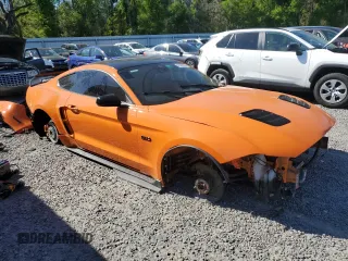 2021 Ford Mustang GT z VIN 1FA6P8CF6M5150407, wystawiony jako Copart lot #49669265 z przebiegiem Nie podano mil oraz Tytuł czysty. Historia ofert i sprzedaży dostępna na DreamBid. Obrazek 4.