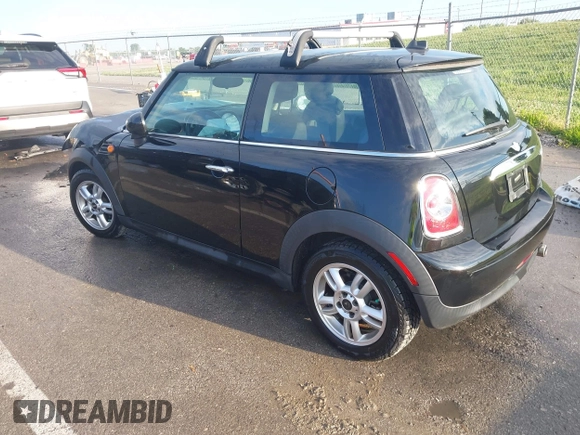 2012 MINI Hardtop with VIN WMWSU3C50CT185690, listed as a IAAI auction lot 42367571 with 63,303 mi miles and . Bid and sale history available at DreamBid. Image 3.
