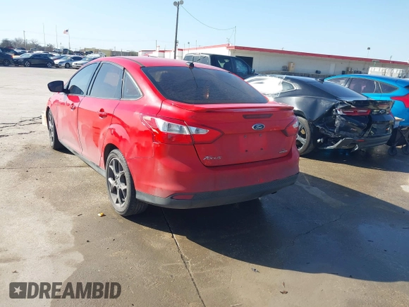 2014 Ford Focus SE with VIN 1FADP3F23EL196356, listed as a IAAI auction lot 41781531 with 154,186 mi miles. Bid and sale history available at carsss.com. Image 3.