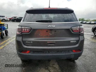 2022 Jeep Compass Latitude Lux с VIN 3C4NJDFB4NT170410, выставлен на аукционе Copart как лот 57294025 с пробегом 30 776 миль миль и Списание • Salvage title. История ставок и продаж доступна на DreamBid. Изображение 6.