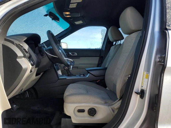 2011 Ford Explorer z VIN 1FMHK8B89BGA34474, wystawiony jako Copart lot #47875825 z przebiegiem 210 500 mil mil oraz Szkoda całkowita • Salvage title. Historia ofert i sprzedaży dostępna na DreamBid. Obrazek 7.