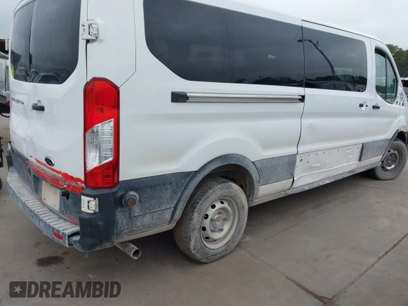 2020 Ford Transit Passenger XL with VIN 1FBAX2YG7LKB00929, listed as a IAAI auction lot 42635196 with 42,540 mi miles and . Bid and sale history available at DreamBid. Image 4.