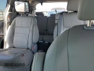 2015 Toyota Sienna XLE с VIN 5TDYK3DC7FS600281, выставлен на аукционе Copart как лот 53738065 с пробегом 91 207 миль миль и Списание • Salvage title. История ставок и продаж доступна на DreamBid. Изображение 10.
