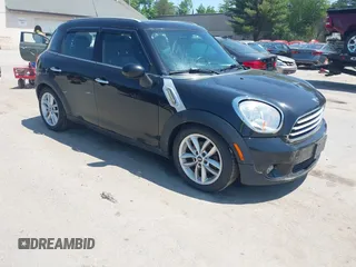 2012 MINI Countryman z VIN WMWZB3C50CWM29681, wystawiony jako IAAI lot #42408117 z przebiegiem 157 105 mil mil oraz . Historia ofert i sprzedaży dostępna na DreamBid. Obrazek 1.