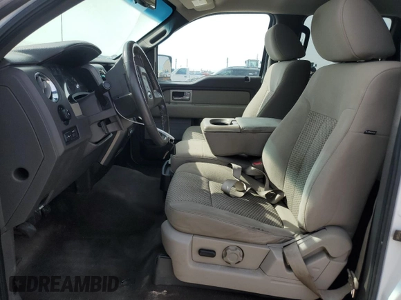 2010 Ford F-150 XL z VIN 1FTFW1EV6AFB21505, wystawiony jako Copart lot #45311265 z przebiegiem 147 928 mil mil oraz Szkoda całkowita • Salvage title. Historia ofert i sprzedaży dostępna na DreamBid. Obrazek 7.