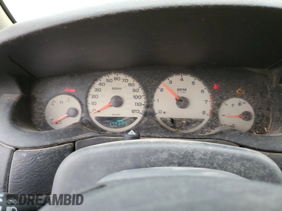 2003 Dodge Neon SXT z VIN 1B3ES56C63D192599, wystawiony jako Copart lot #53375775 z przebiegiem 179 277 mil mil oraz Tytuł czysty. Historia ofert i sprzedaży dostępna na DreamBid. Obrazek 9.