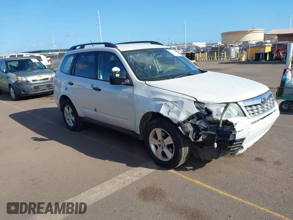 2013 Subaru Forester 2.5X with VIN JF2SHBBC1DH400422, listed as a IAAI auction lot 41752882 with 115,172 mi miles. Bid and sale history available at carsss.com. Image 1.