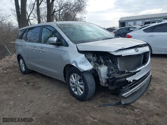2017 Kia Sedona L with VIN KNDMA5C17H6258458, listed as a IAAI auction lot 41701560 with 93,232 mi miles. Bid and sale history available at carsss.com. Image 1.