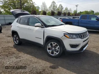 2020 Jeep Compass Limited with VIN 3C4NJDCB3LT216892, listed as a Copart auction lot 56332645 with 34,008 mi miles and Salvage title. Bid and sale history available at DreamBid. Image 4.