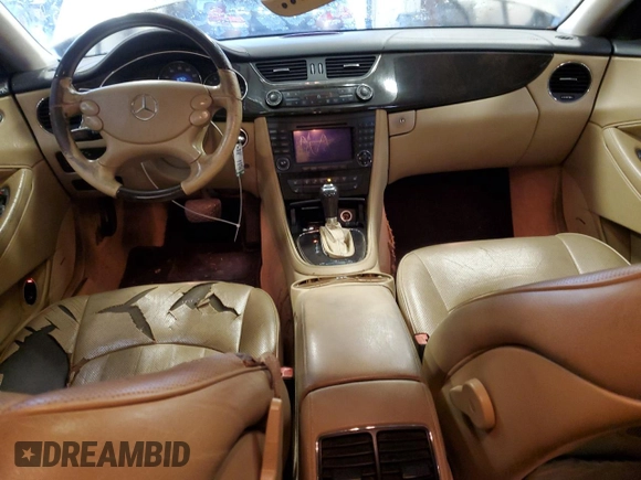 2007 Mercedes-Benz CLS-Class 5.5L with VIN WDDDJ72X77A084281, listed as a Copart auction lot 51673165 with 248,113 mi miles and Salvage Title. Bid and sale history available at carsss.com. Image 8.