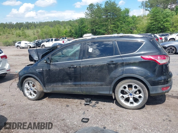 2015 Ford Escape Titanium с VIN 1FMCU0J99FUA73590, выставлен на аукционе IAAI как лот 42152021 с пробегом Не указан миль и . История ставок и продаж доступна на DreamBid. Изображение 13.