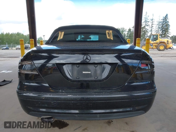 2005 Mercedes-Benz CLK 500 with VIN WDBTK75J55F139609, listed as a IAAI auction lot 42232645 with 136,367 mi miles and . Bid and sale history available at DreamBid. Image 16.