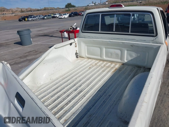 1994 Toyota Pickup DX with VIN JT4RN81P1R5194136, listed as a IAAI auction lot 41848772 with 170,759 mi miles and . Bid and sale history available at DreamBid. Image 8.