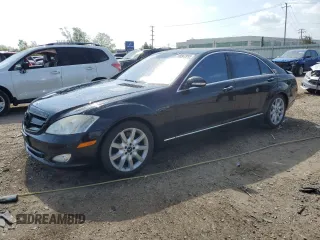 2008 Mercedes-Benz S 550 z VIN WDDNG86X68A175837, wystawiony jako Copart lot #56987915 z przebiegiem 149 855 mil mil oraz Szkoda całkowita • Salvage title. Historia ofert i sprzedaży dostępna na DreamBid. Obrazek 1.